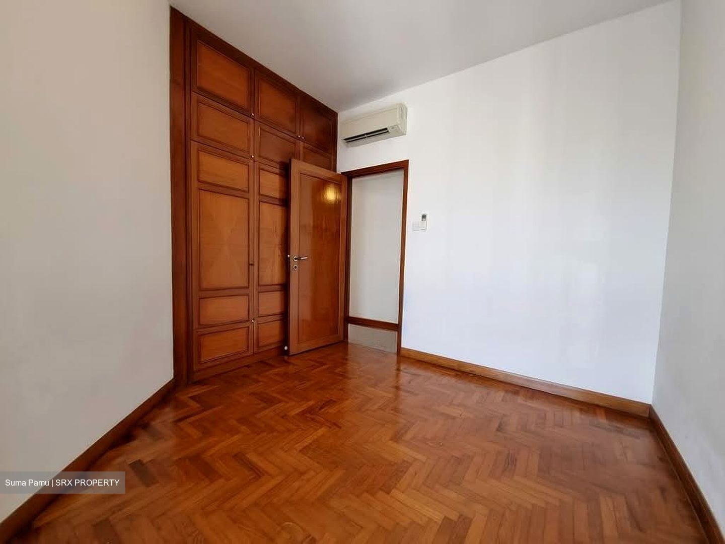 The Bayshore (D16), Condominium #568191811